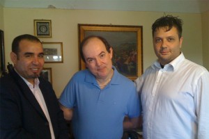 ImprendiNews – Da destra: il Dottor Khaled Safran, Carlo Filippo Follis ed il Sig. Giovanni Costa