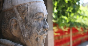 ImprendiNews – Cina, immagine di una statua raffigurante un guerriero